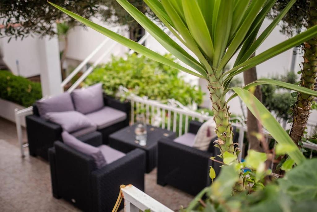 Apartman Tino With Two Sunny Terace Hvar Town Exterior foto
